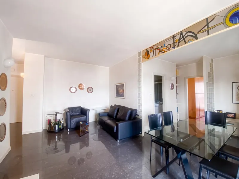 Bilocale con veranda e vista aperta